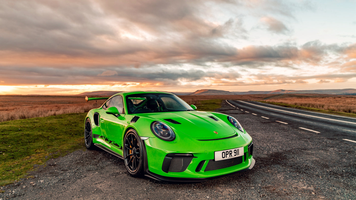 Porsche 911 GT3 RS V1 Mousepad