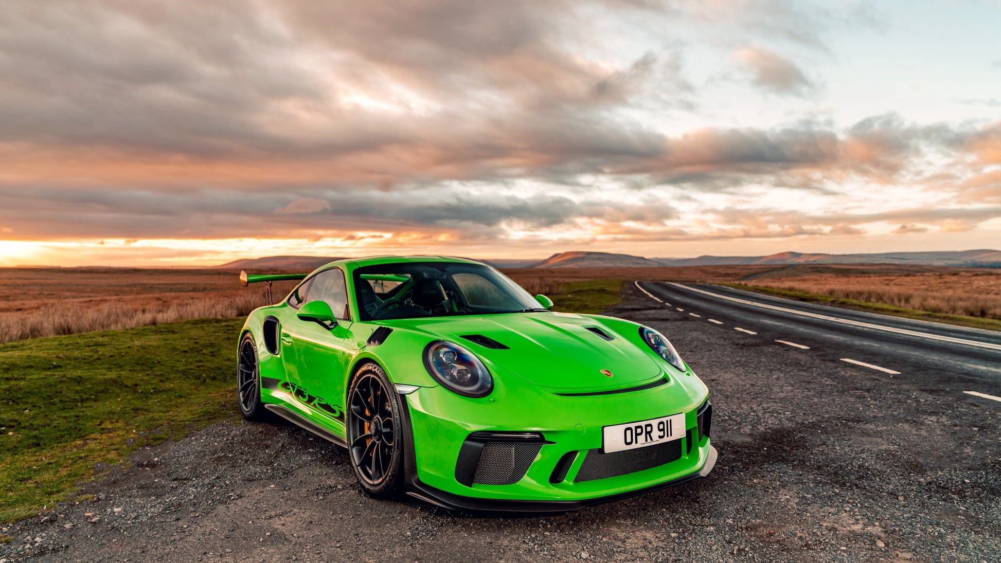 Porsche 911 GT3 RS V1 Mousepad