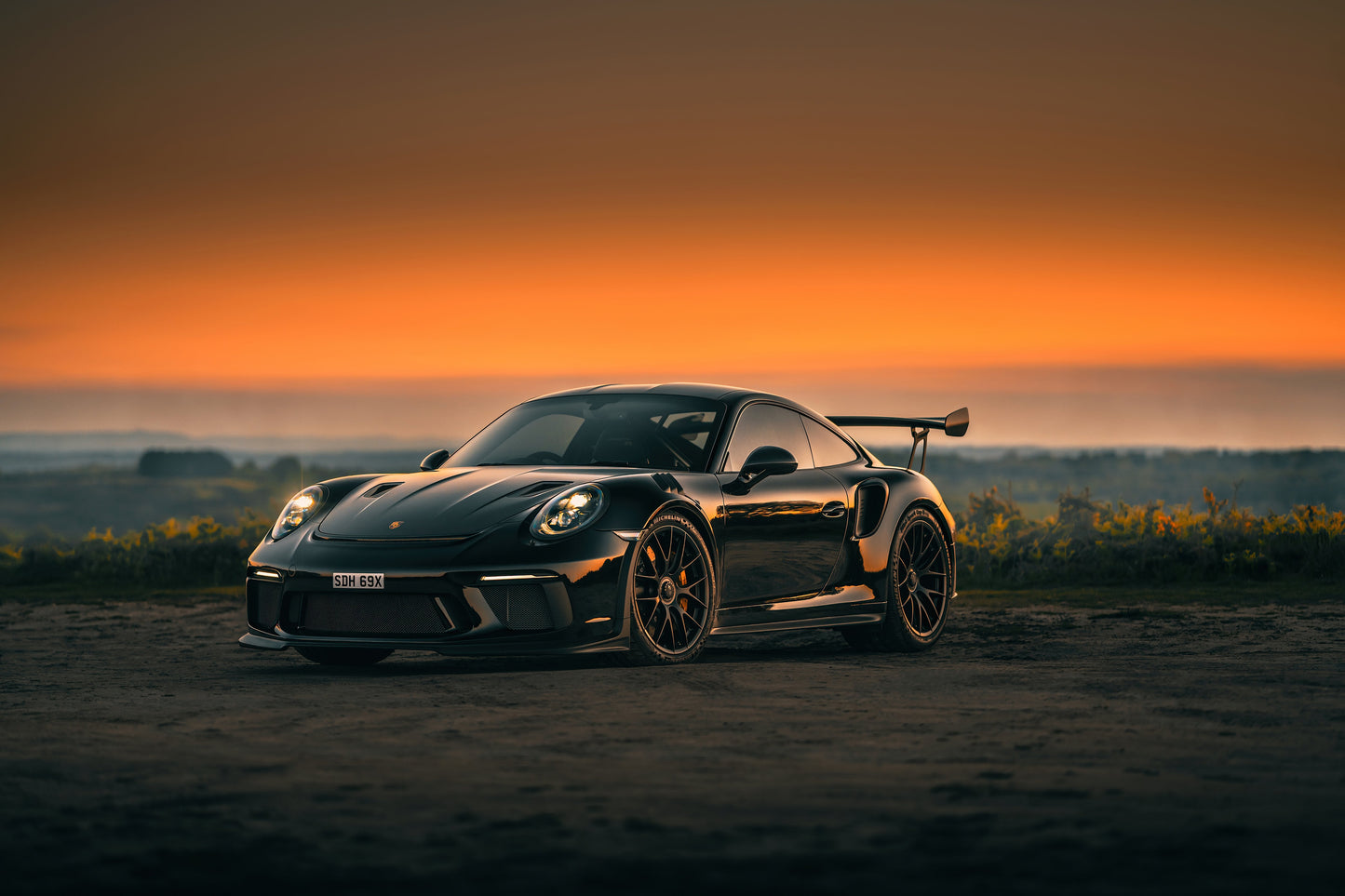 Porsche 911 GT3 RS V40 Mousepad