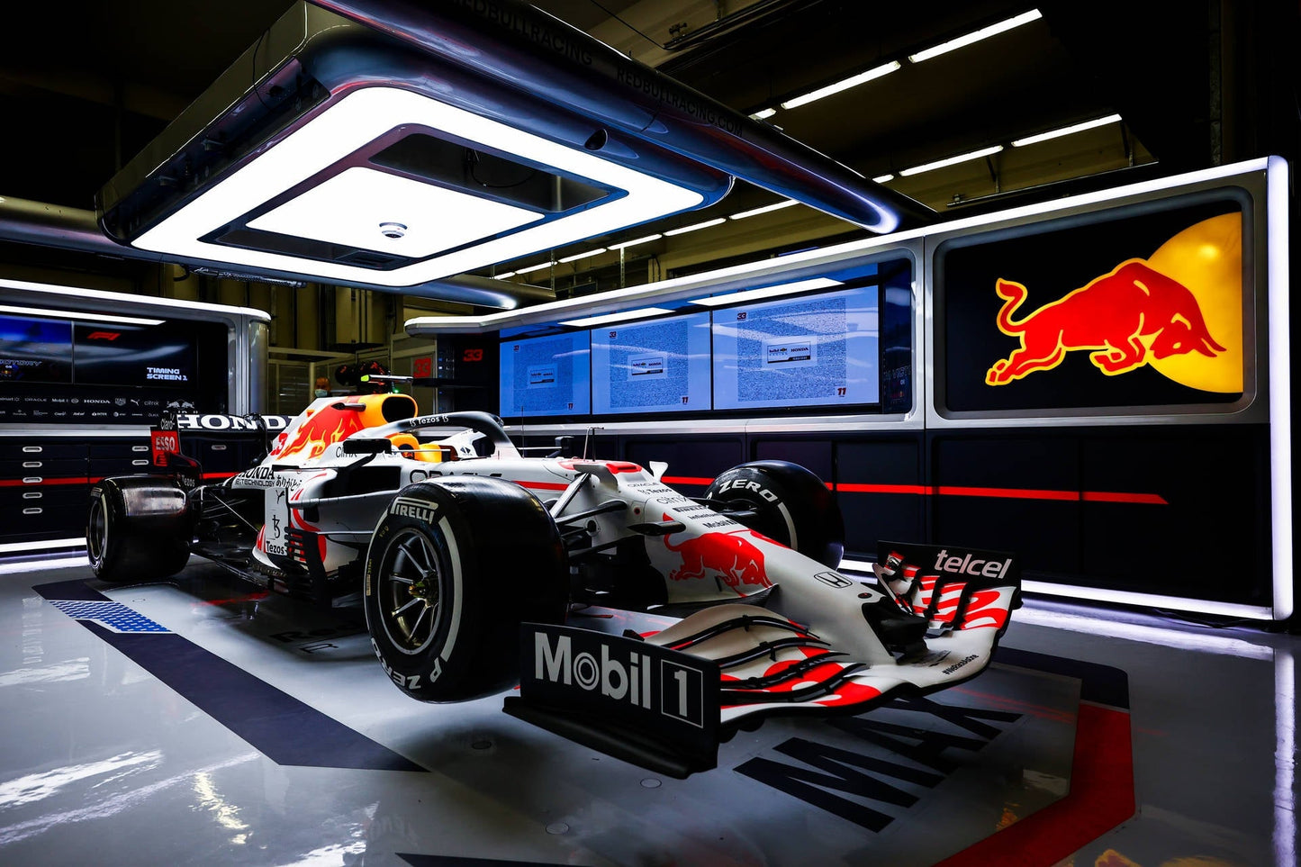 Red Bull Racing F1 V8