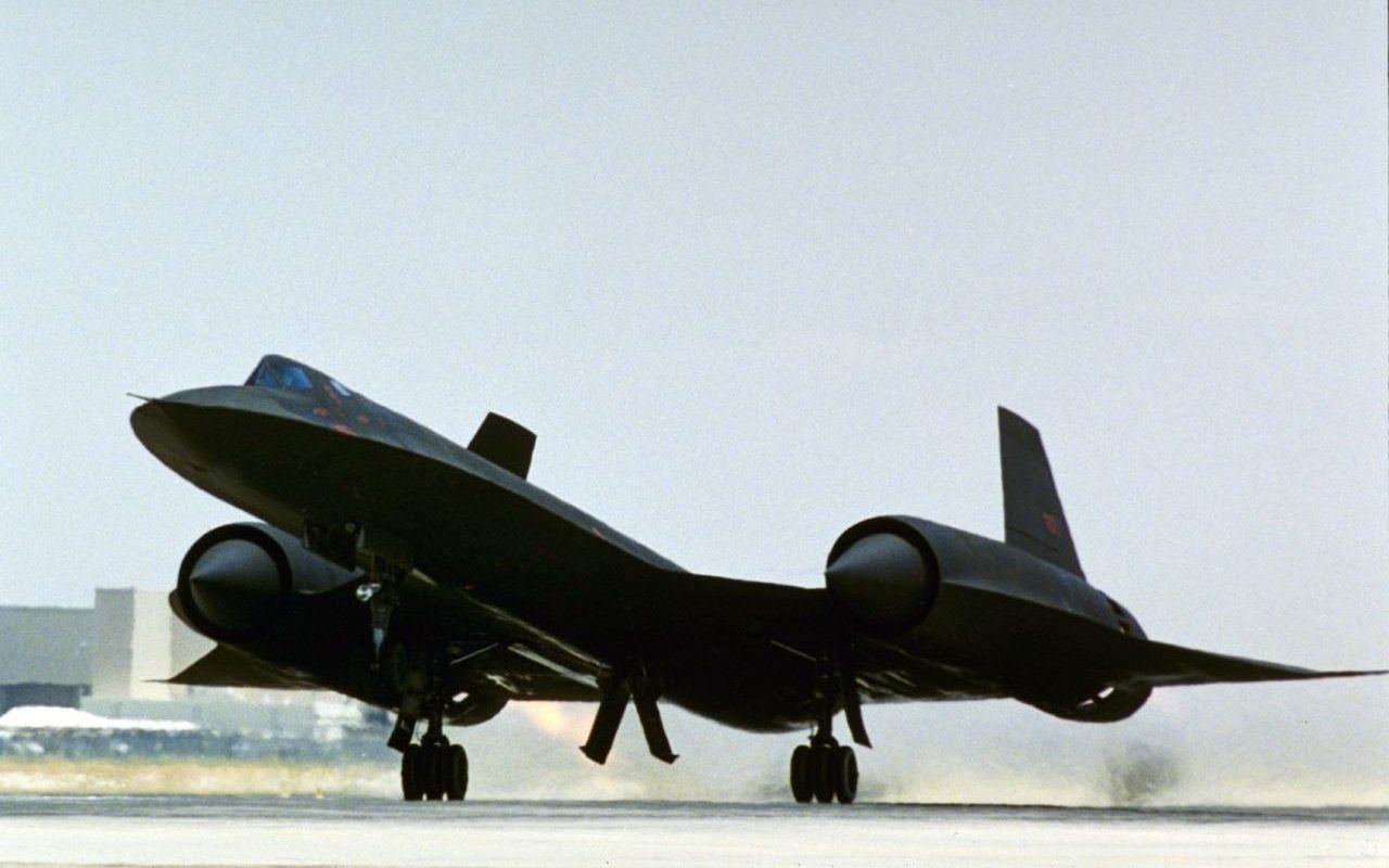 SR-71 Blackbird V16 Mousepad Deskmat