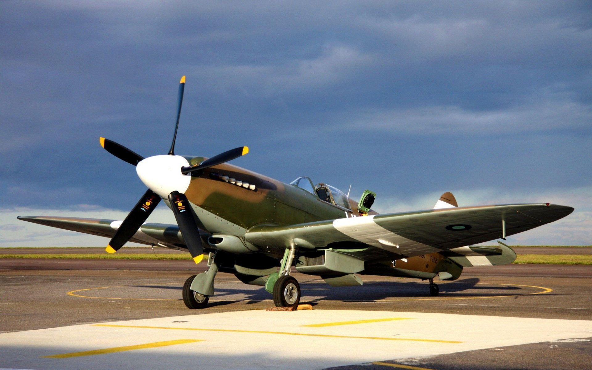 Spitfire WWII V20 Mousepad Deskmat