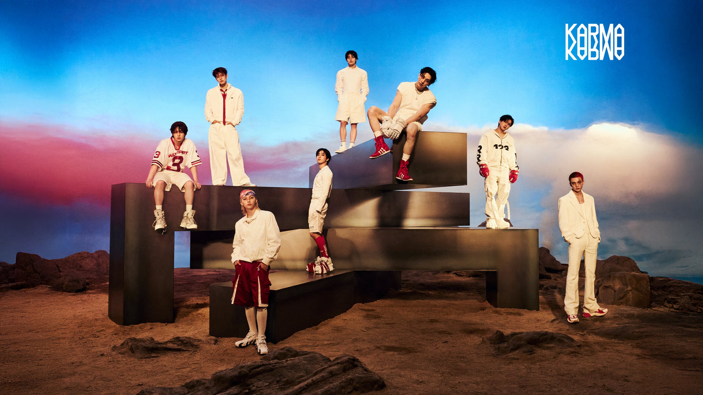 Stray Kids V13 Mousepad