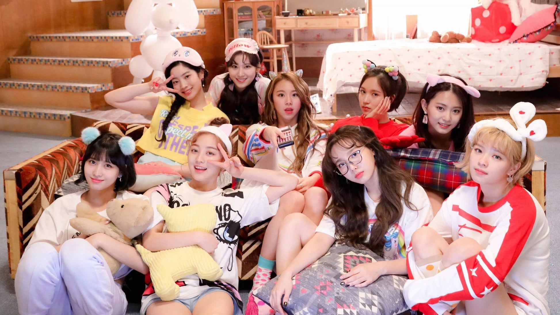 TWICE V10 Mousepad