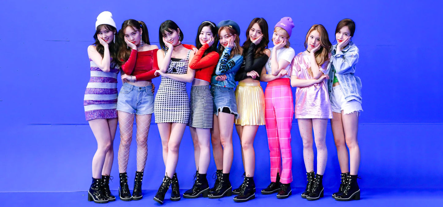 TWICE V18 Mousepad