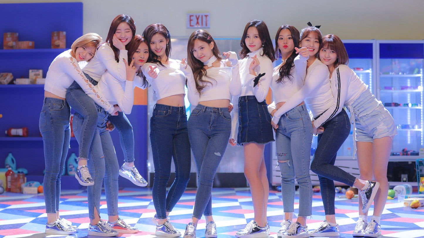 TWICE V31 Mousepad