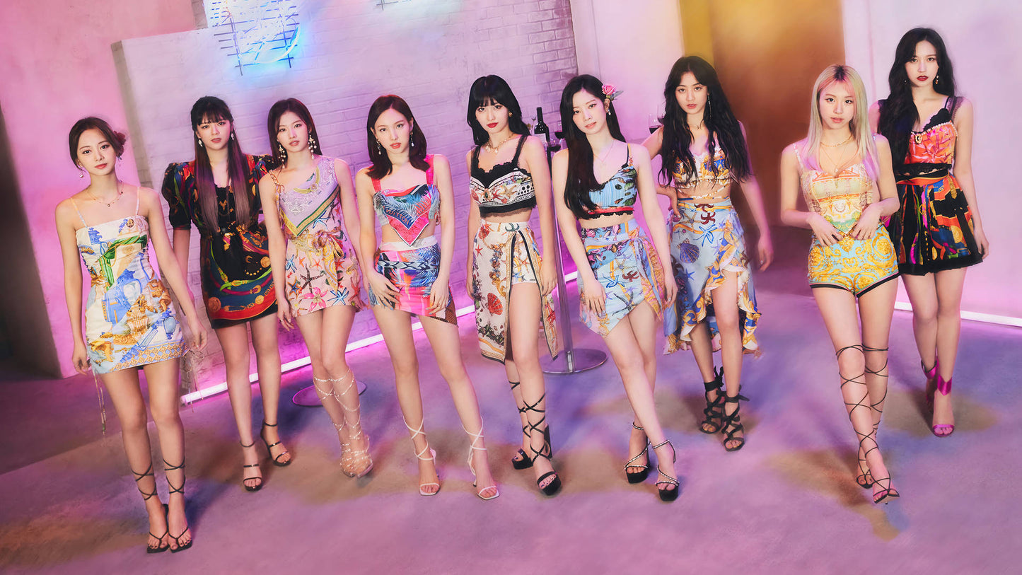 TWICE V4 Mousepad