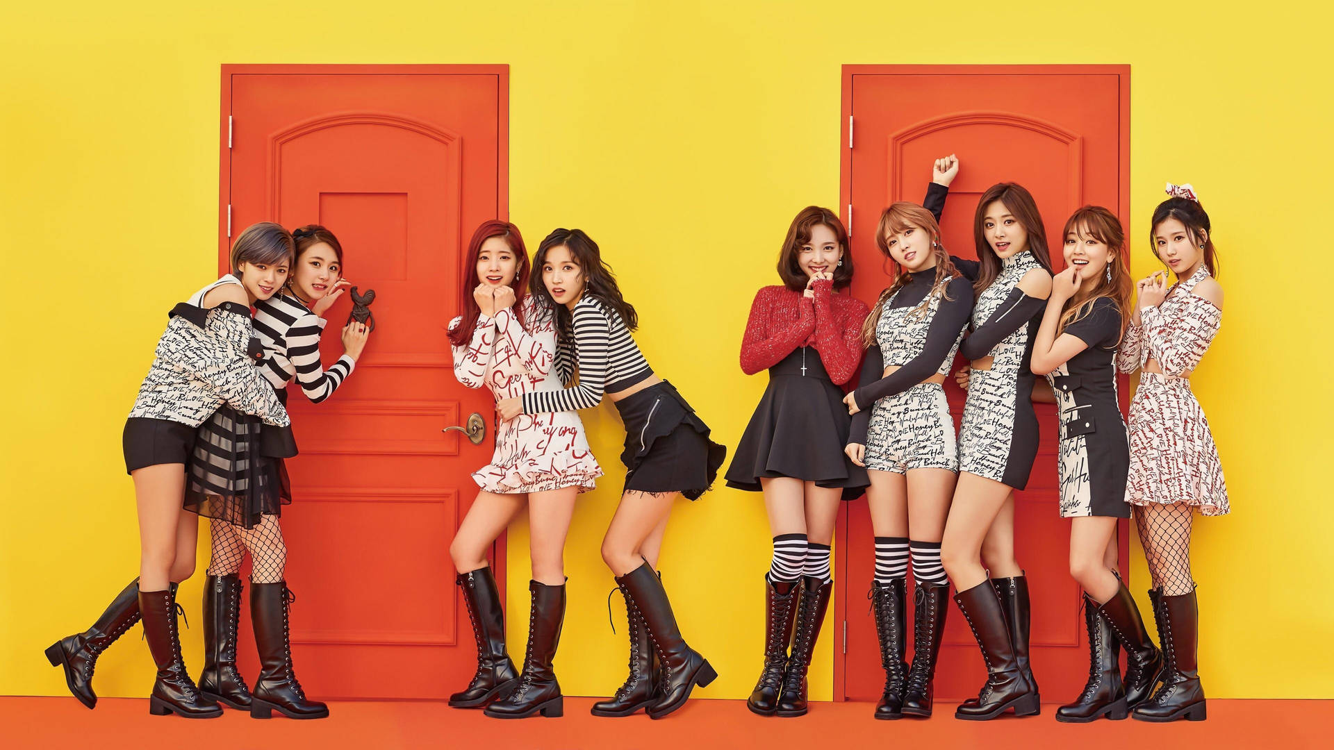 TWICE V7 Mousepad