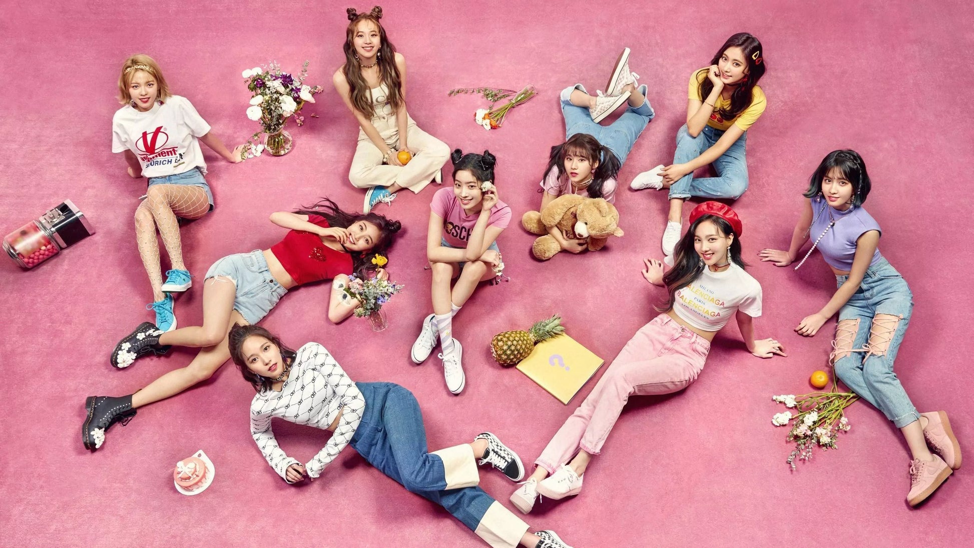 TWICE V9 Mousepad